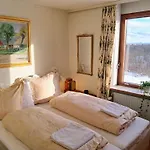 3 Min To Forest With Private Kitchen, Toilet And Living アパート *
